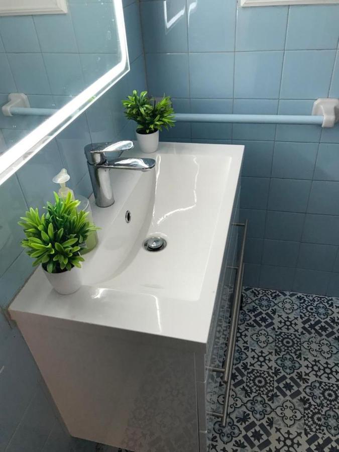 El Faro Apartaments Platja Llarga-Les Salines-Tgn Tarragona Ngoại thất bức ảnh