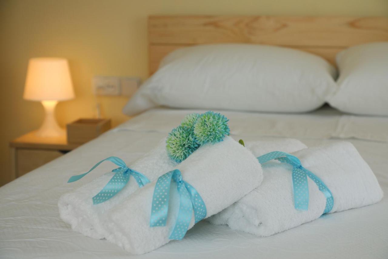 El Faro Apartaments Platja Llarga-Les Salines-Tgn Tarragona Ngoại thất bức ảnh